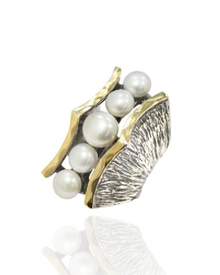 Anillo en plata y oro cinco perlas